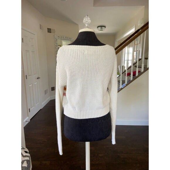 Aeropostale Sweater with colorful stripes (Size Medium) - Picture 3 of 4